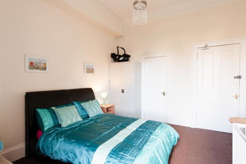 Edinburgh Central Roomz Aparthotel エクステリア 写真